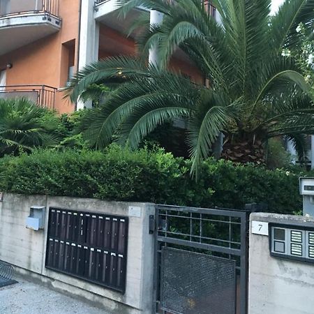 Residence Il Porto 2 Fano Zewnętrze zdjęcie